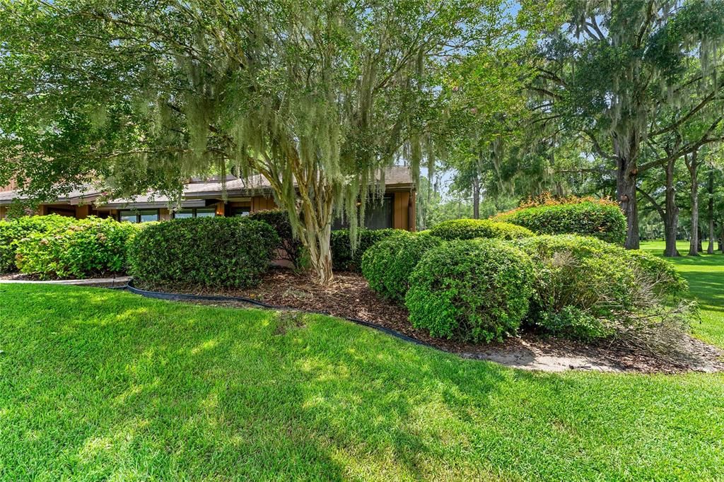 For Rent: $2,250 (2 beds, 2 baths, 1150 Square Feet)