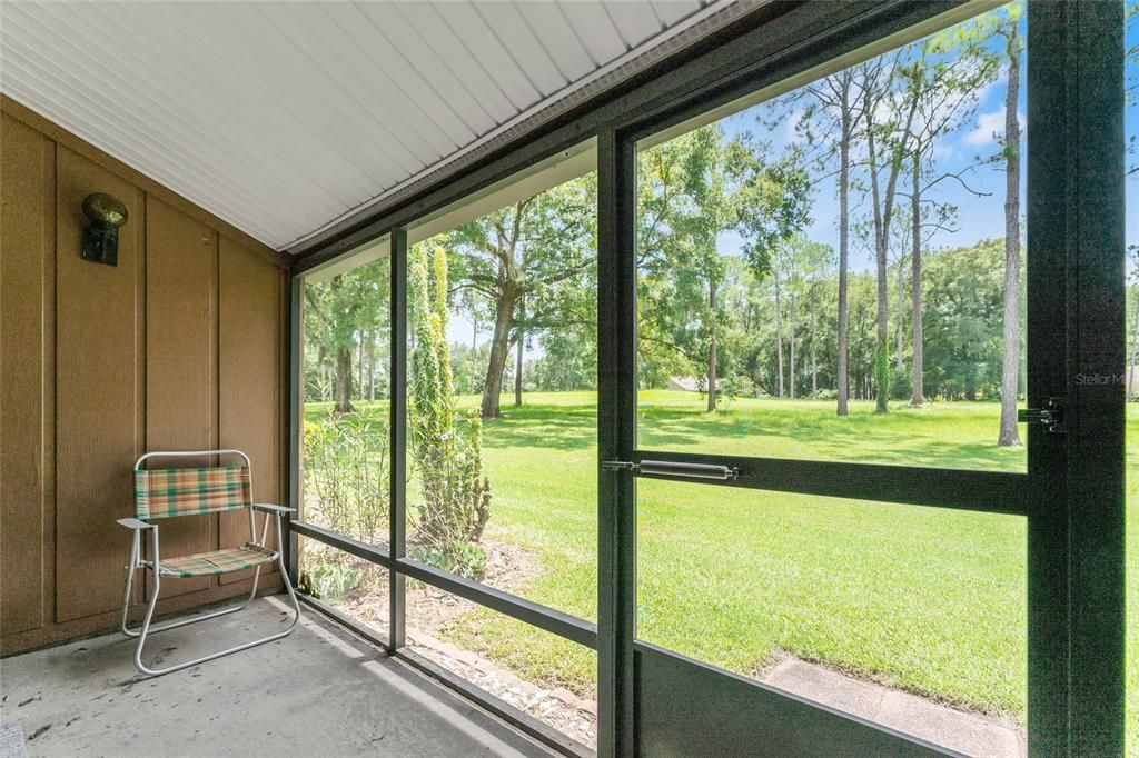 For Rent: $2,250 (2 beds, 2 baths, 1150 Square Feet)