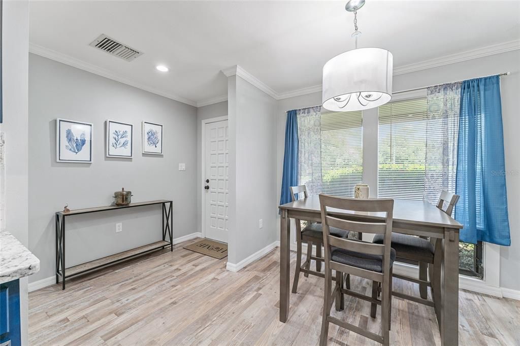 For Rent: $2,250 (2 beds, 2 baths, 1150 Square Feet)