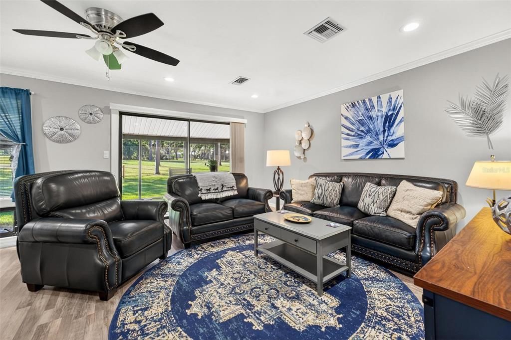 For Rent: $2,250 (2 beds, 2 baths, 1150 Square Feet)