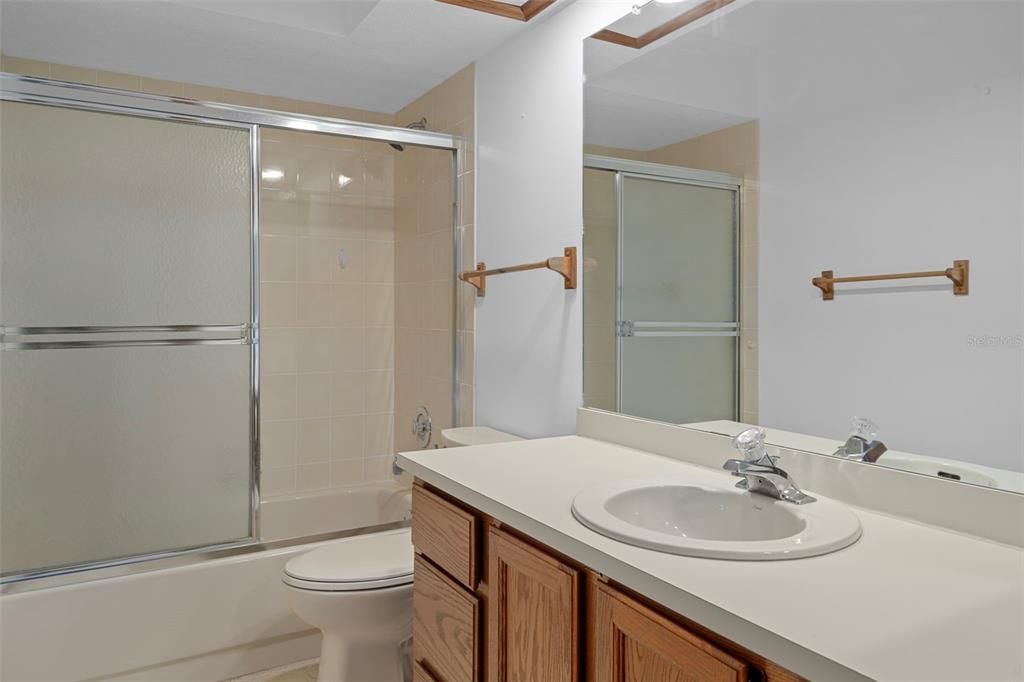 На продажу: $419,000 (4 спален, 3 ванн, 2378 Квадратных фут)