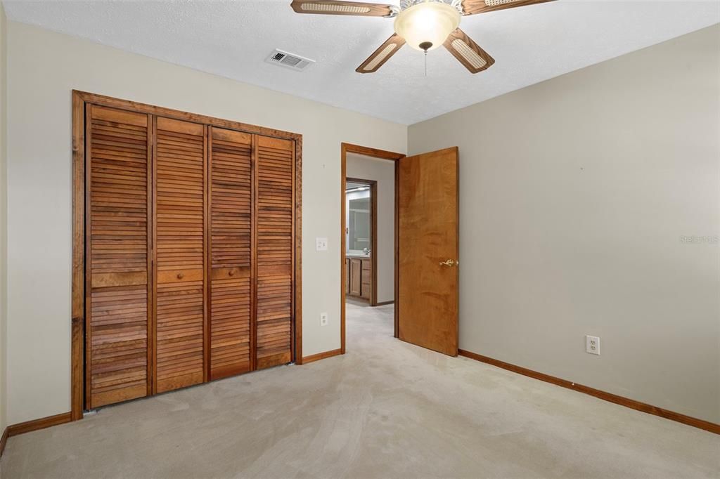 На продажу: $419,000 (4 спален, 3 ванн, 2378 Квадратных фут)