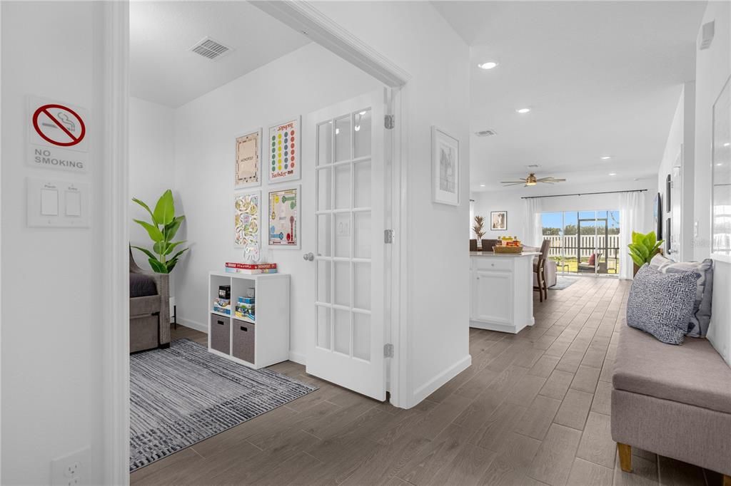 For Sale: $325,000 (3 beds, 2 baths, 1755 Square Feet)