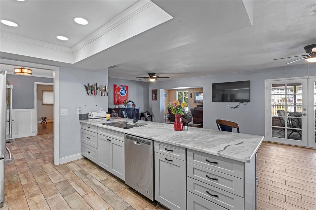 For Sale: $775,000 (4 beds, 3 baths, 2697 Square Feet)