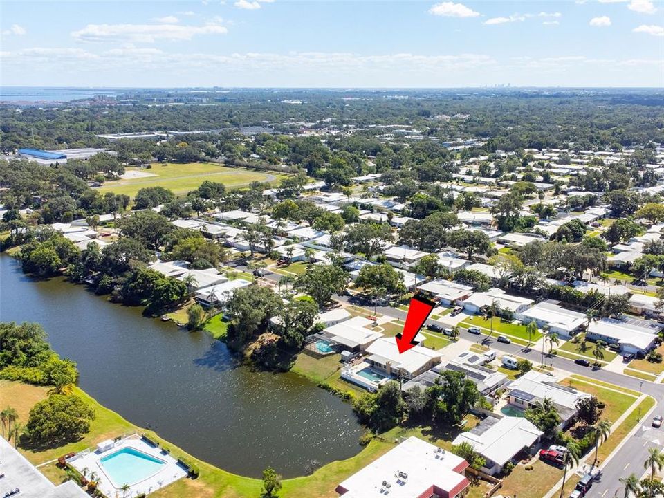 For Sale: $775,000 (4 beds, 3 baths, 2697 Square Feet)