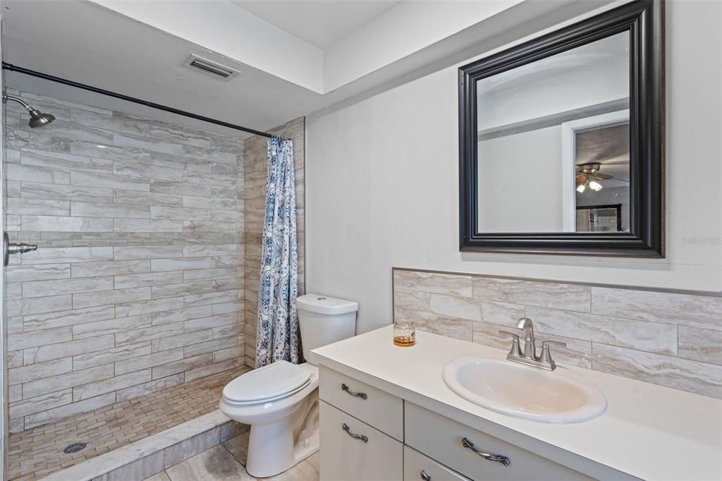 For Sale: $775,000 (4 beds, 3 baths, 2697 Square Feet)