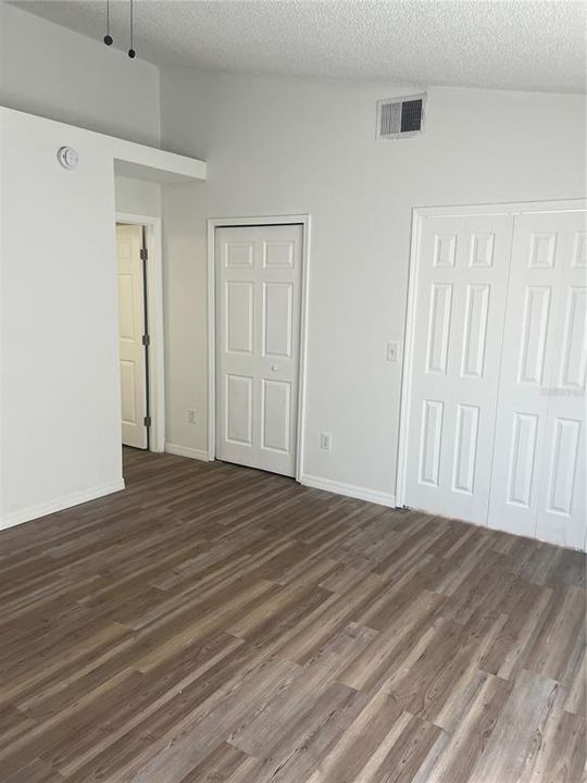 For Sale: $325,000 (3 beds, 2 baths, 1536 Square Feet)