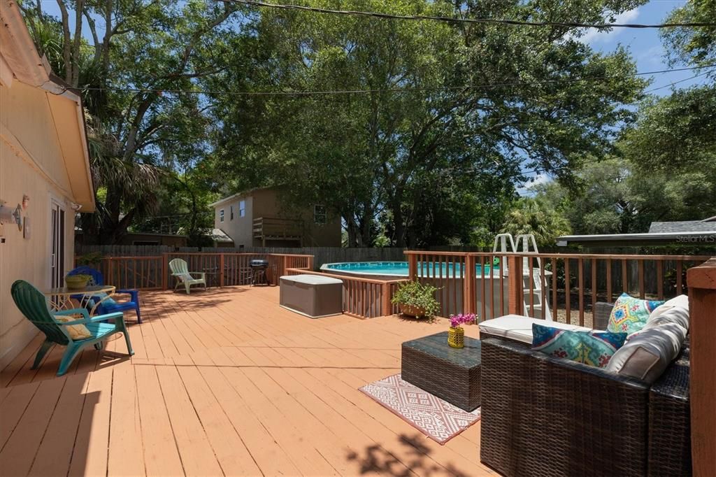 На продажу: $375,000 (3 спален, 2 ванн, 1333 Квадратных фут)