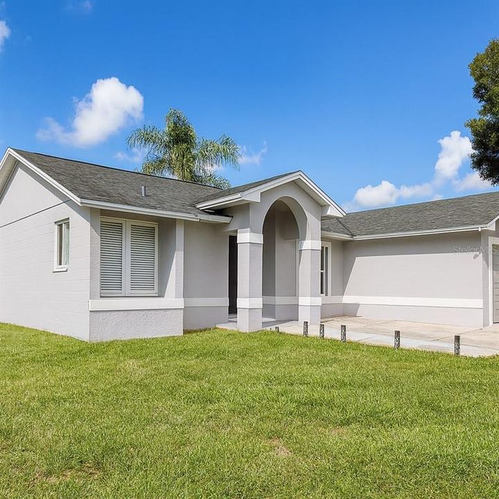 For Sale: $375,900 (3 beds, 2 baths, 1359 Square Feet)