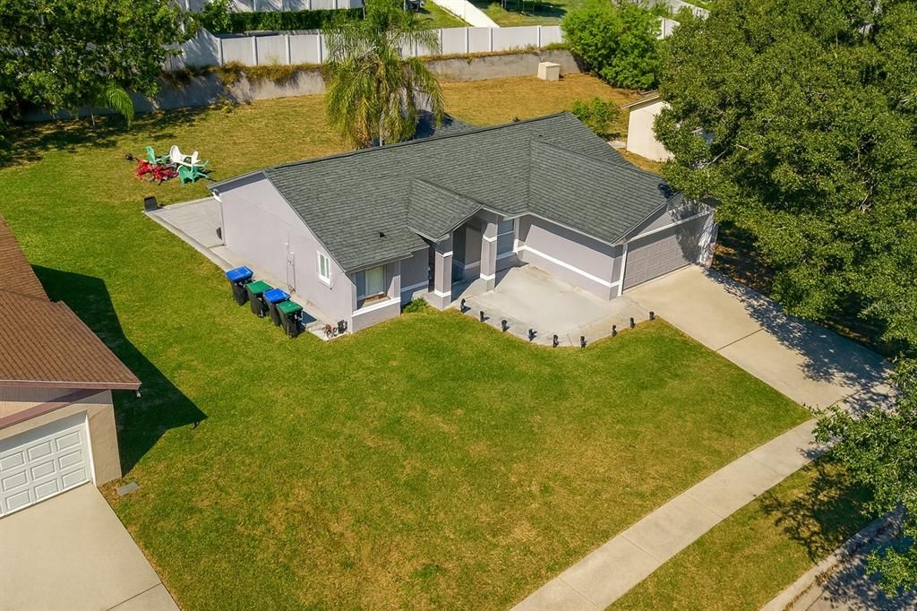 For Sale: $375,900 (3 beds, 2 baths, 1359 Square Feet)