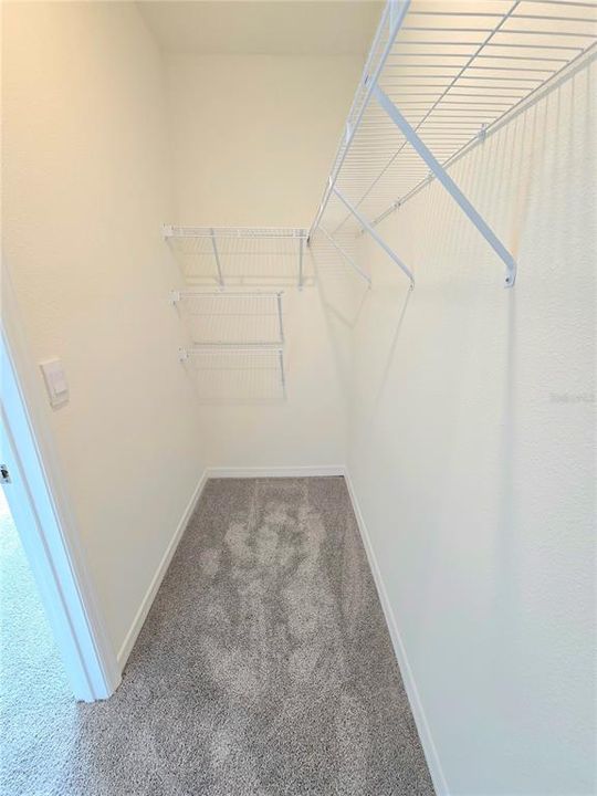 For Rent: $1,800 (3 beds, 2 baths, 1673 Square Feet)