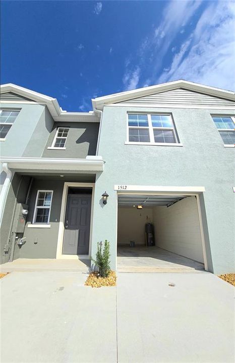 For Rent: $1,800 (3 beds, 2 baths, 1673 Square Feet)