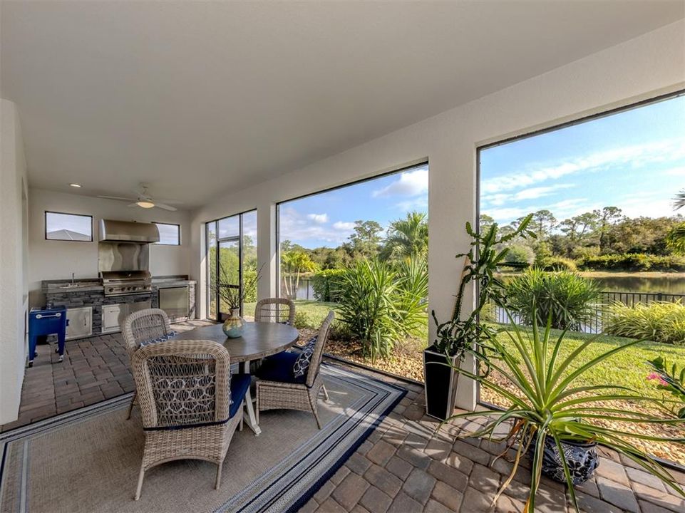 待售: $779,900 (4 贝兹, 3 浴室, 2816 平方英尺)