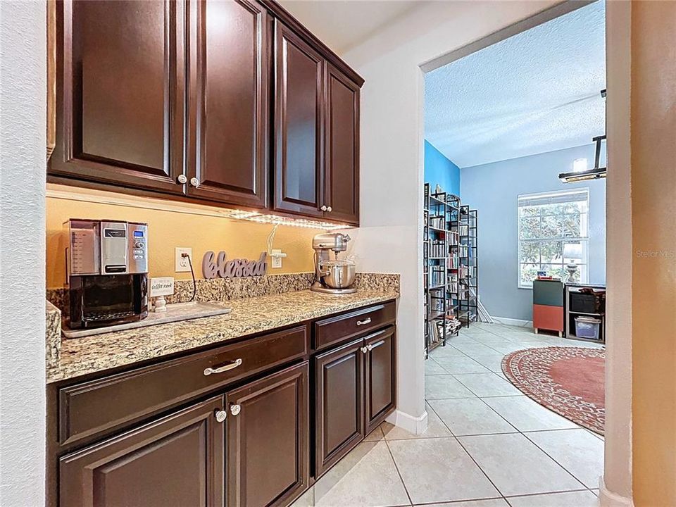 For Sale: $544,999 (5 beds, 3 baths, 3777 Square Feet)