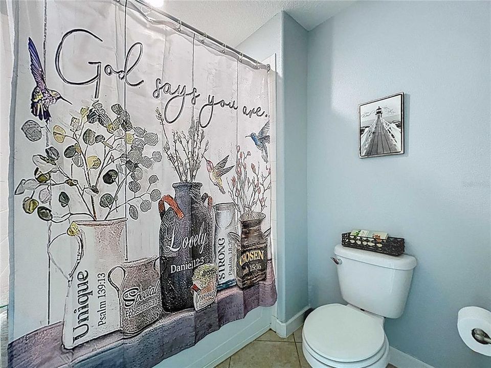 For Sale: $544,999 (5 beds, 3 baths, 3777 Square Feet)