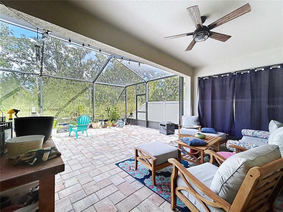 For Sale: $544,999 (5 beds, 3 baths, 3777 Square Feet)