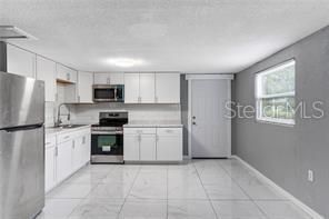 For Rent: $1,500 (2 beds, 2 baths, 831 Square Feet)