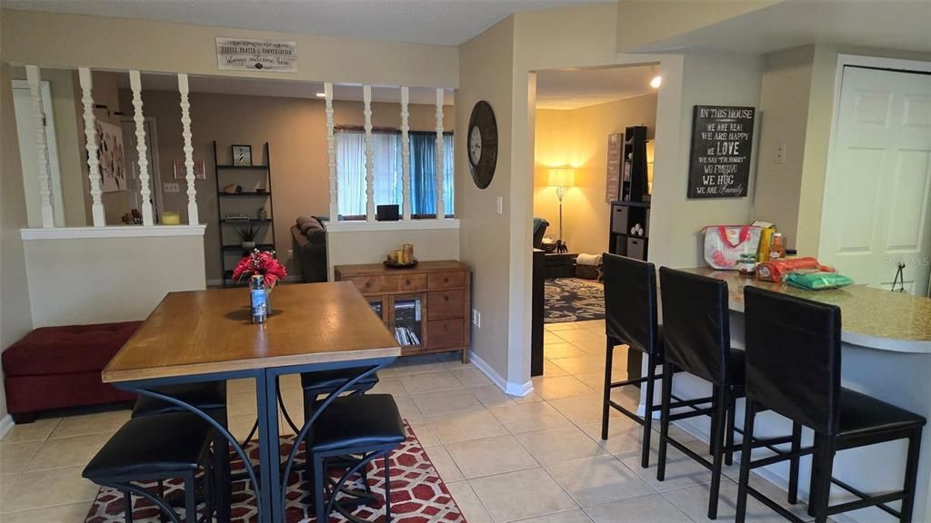 待售: $110,000 (2 贝兹, 2 浴室, 1097 平方英尺)