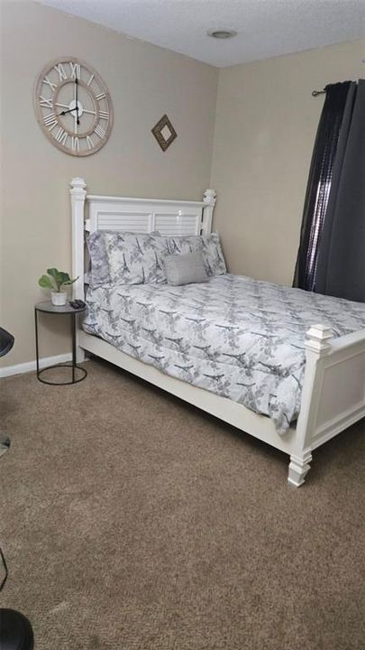 待售: $110,000 (2 贝兹, 2 浴室, 1097 平方英尺)