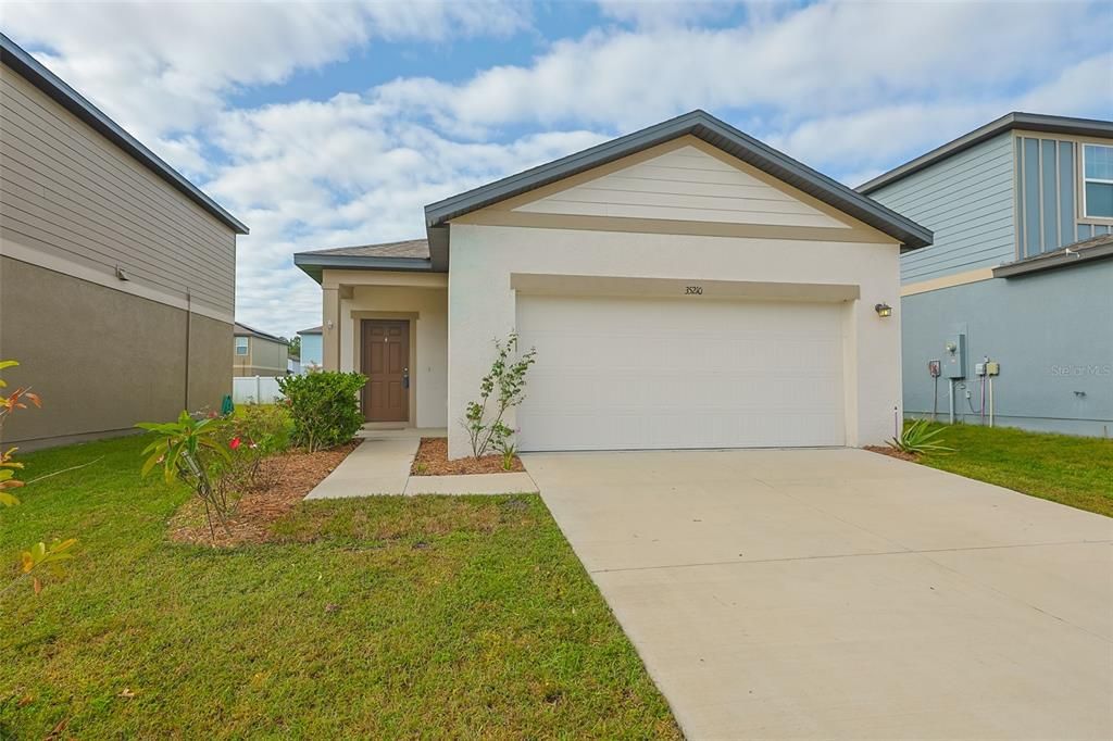 待售: $299,900 (3 贝兹, 2 浴室, 1412 平方英尺)