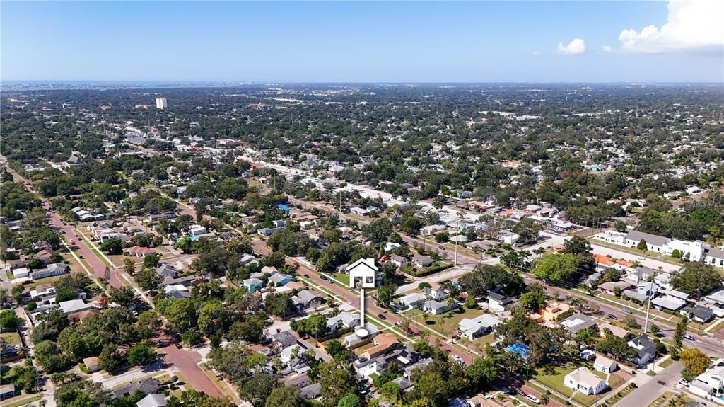 For Sale: $339,000 (3 beds, 1 baths, 974 Square Feet)