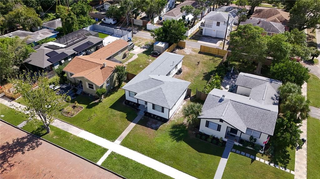 For Sale: $339,000 (3 beds, 1 baths, 974 Square Feet)