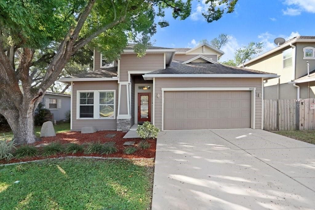 For Sale: $925,000 (4 beds, 3 baths, 2280 Square Feet)