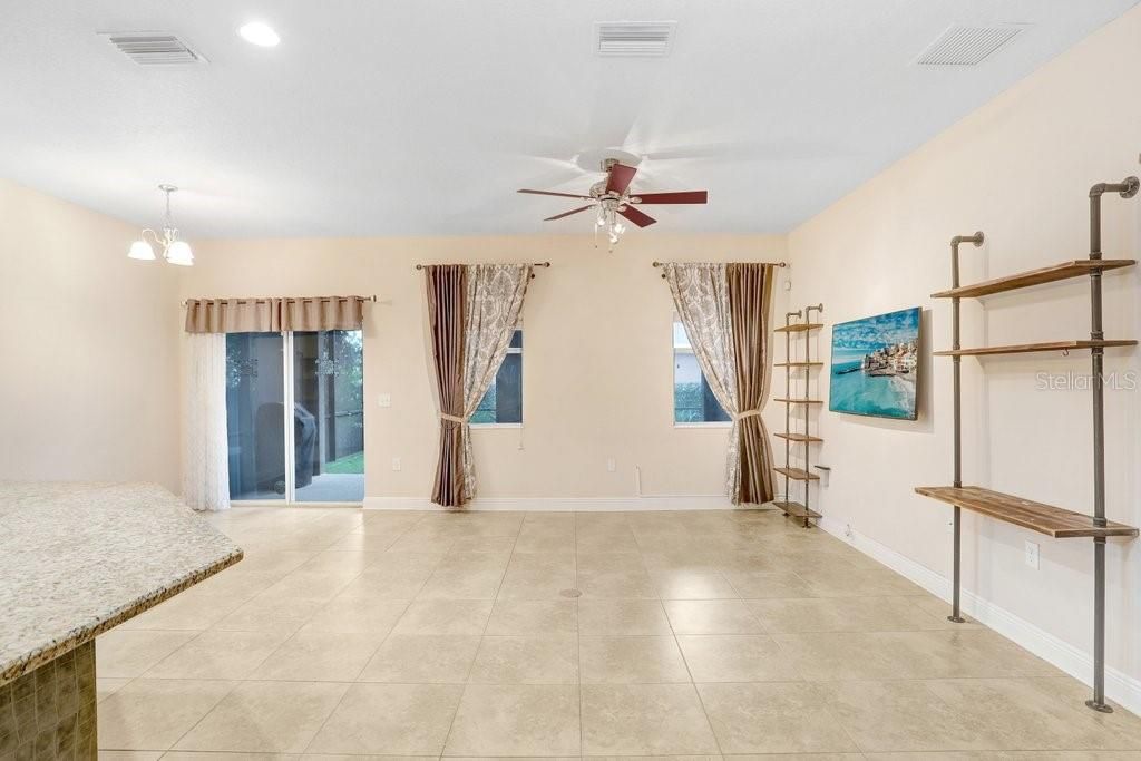 For Sale: $925,000 (4 beds, 3 baths, 2280 Square Feet)