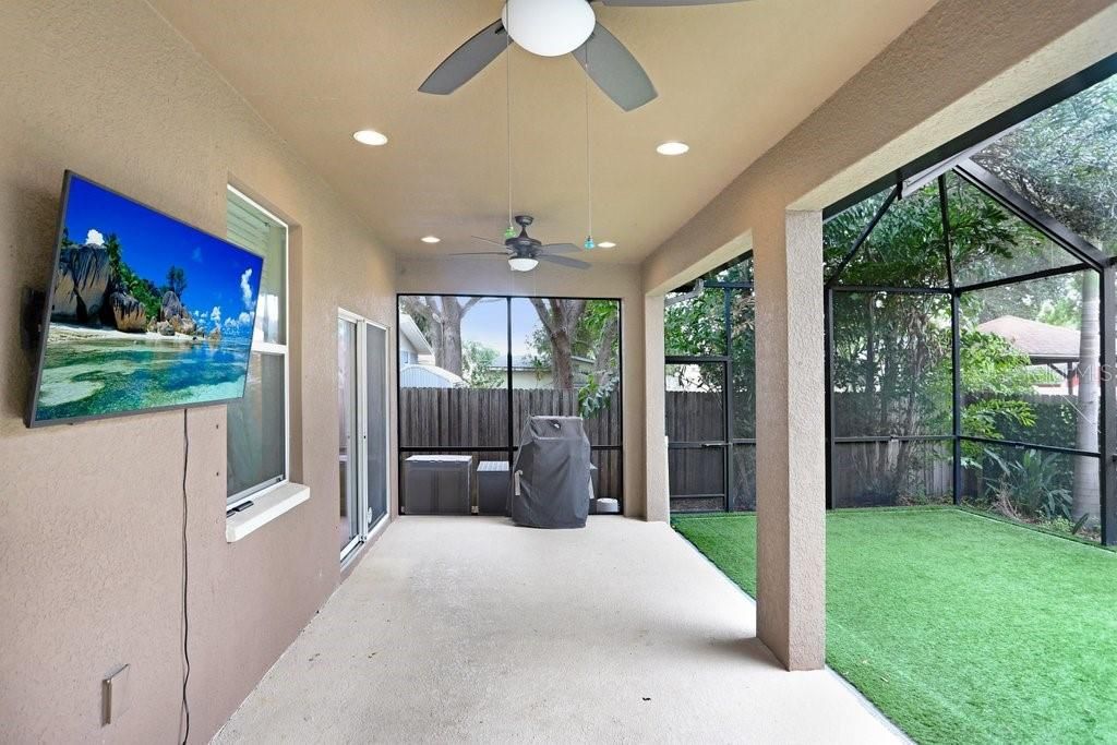 For Sale: $925,000 (4 beds, 3 baths, 2280 Square Feet)