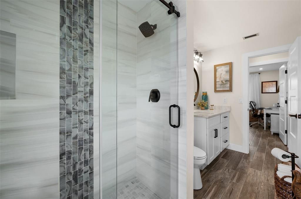 На продажу: $899,000 (3 спален, 2 ванн, 1950.95 Квадратных фут)