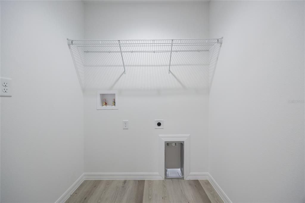 待售: $249,900 (3 贝兹, 2 浴室, 1287 平方英尺)