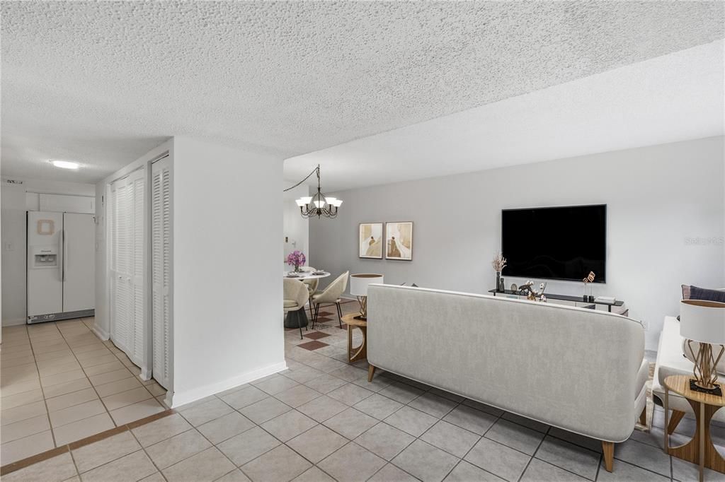 En Venta: $184,800 (3 camas, 2 baños, 1260 Pies cuadrados)