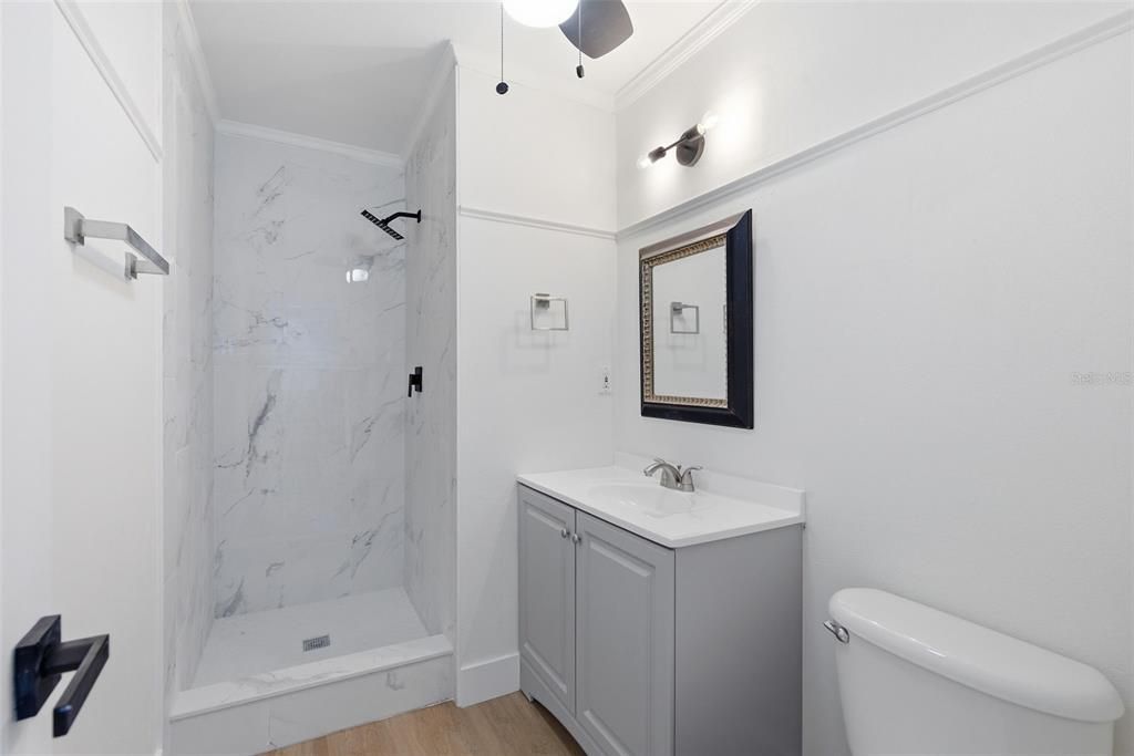 En Venta: $184,800 (3 camas, 2 baños, 1260 Pies cuadrados)