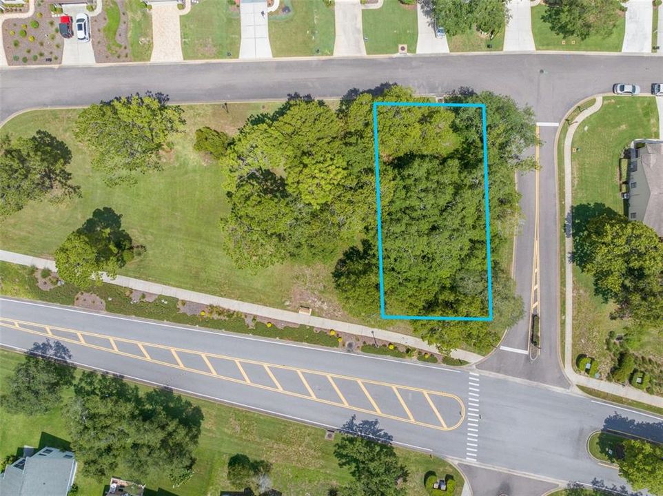 На продажу: $39,900 (0.18 acres)