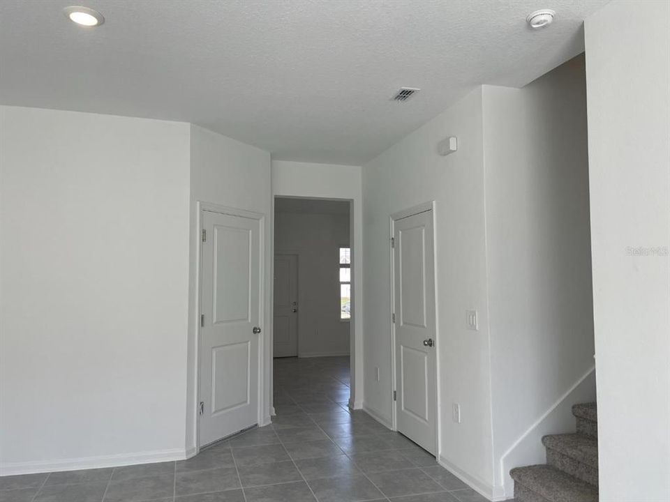 En Renta: $2,195 (3 camas, 2 baños, 1689 Pies cuadrados)