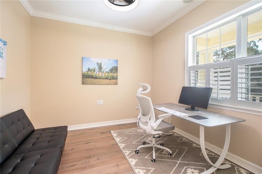 出租: $480 (4 贝兹, 3 浴室, 3526 平方英尺)