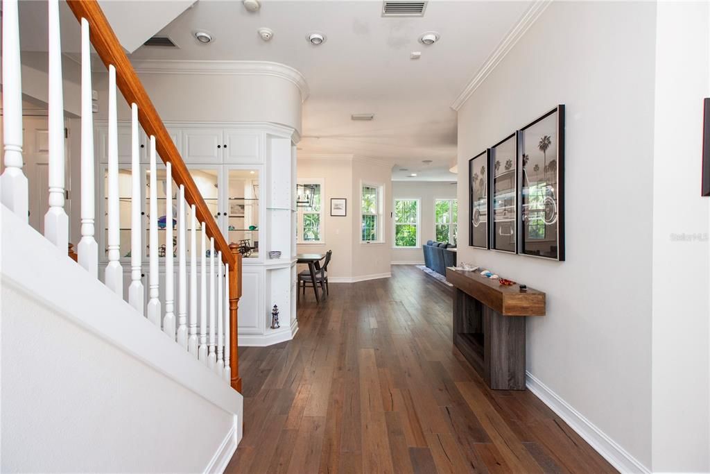 出租: $480 (4 贝兹, 3 浴室, 3526 平方英尺)