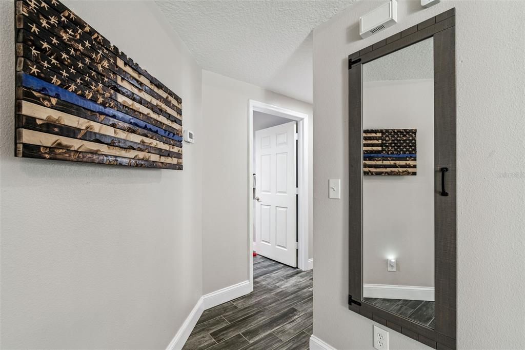 For Sale: $463,999 (2 beds, 2 baths, 1235 Square Feet)