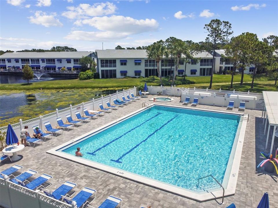 For Sale: $463,999 (2 beds, 2 baths, 1235 Square Feet)