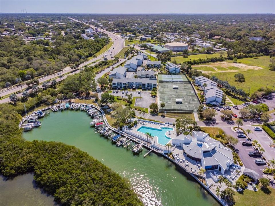 For Sale: $463,999 (2 beds, 2 baths, 1235 Square Feet)