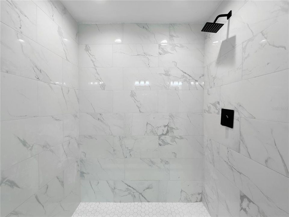 待售: $282,500 (3 贝兹, 2 浴室, 2032 平方英尺)