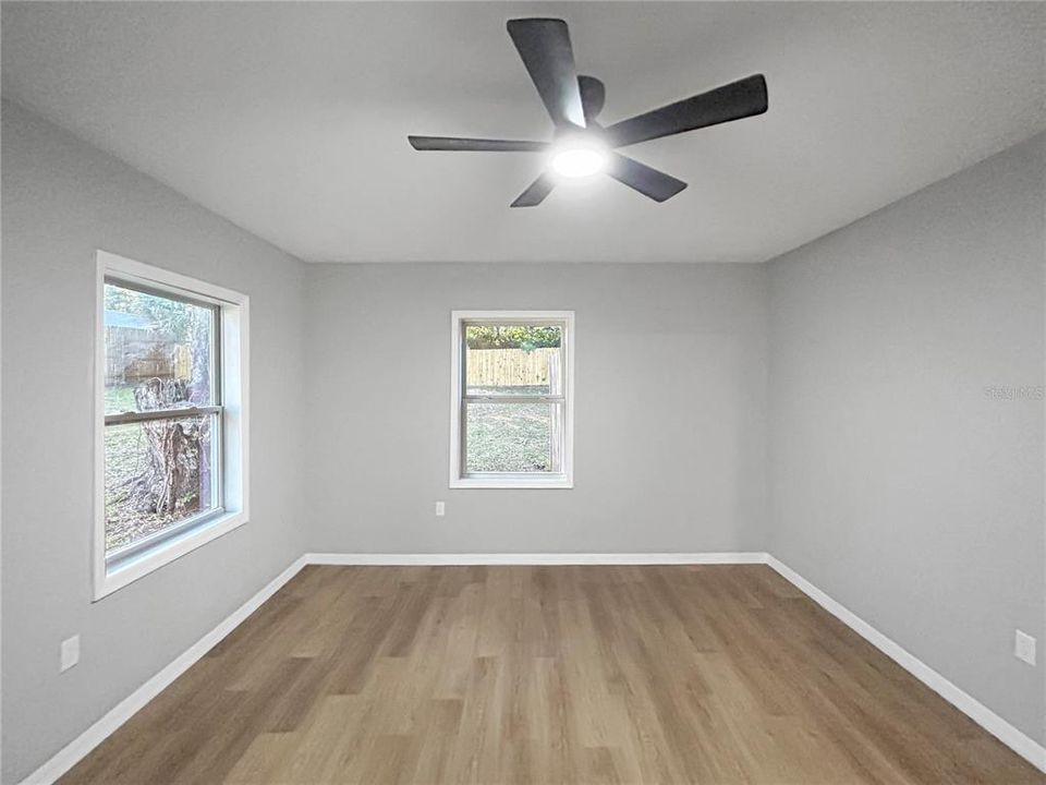 待售: $282,500 (3 贝兹, 2 浴室, 2032 平方英尺)