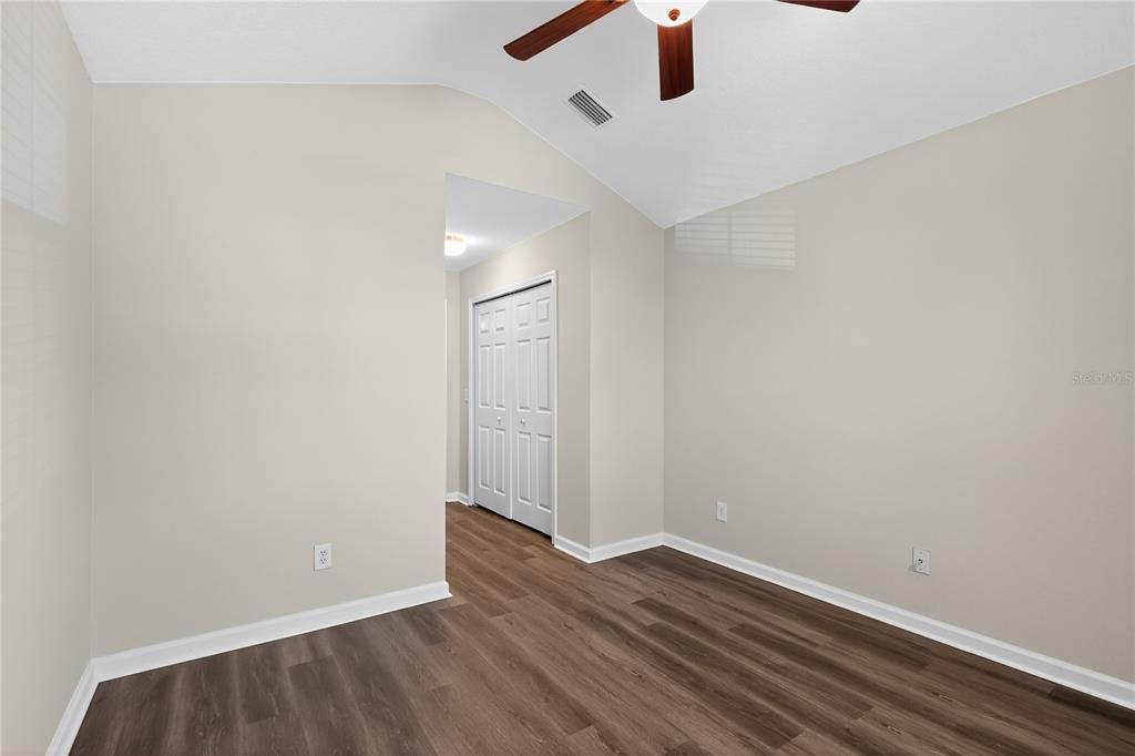 待售: $335,000 (3 贝兹, 2 浴室, 1682 平方英尺)