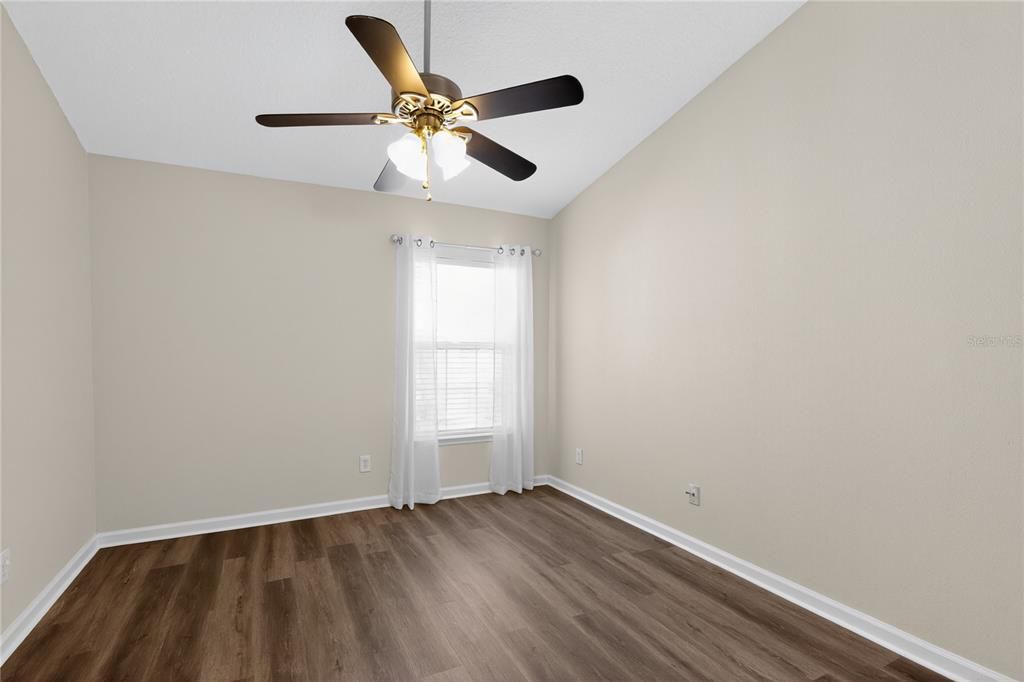 待售: $335,000 (3 贝兹, 2 浴室, 1682 平方英尺)