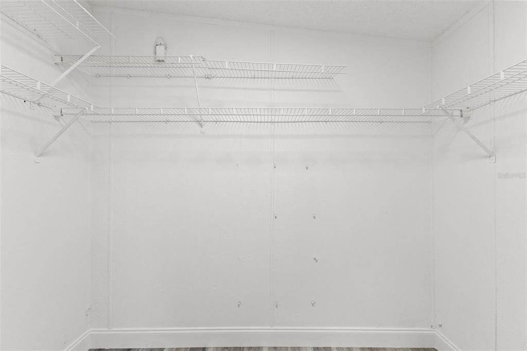 For Sale: $209,900 (2 beds, 2 baths, 1438 Square Feet)