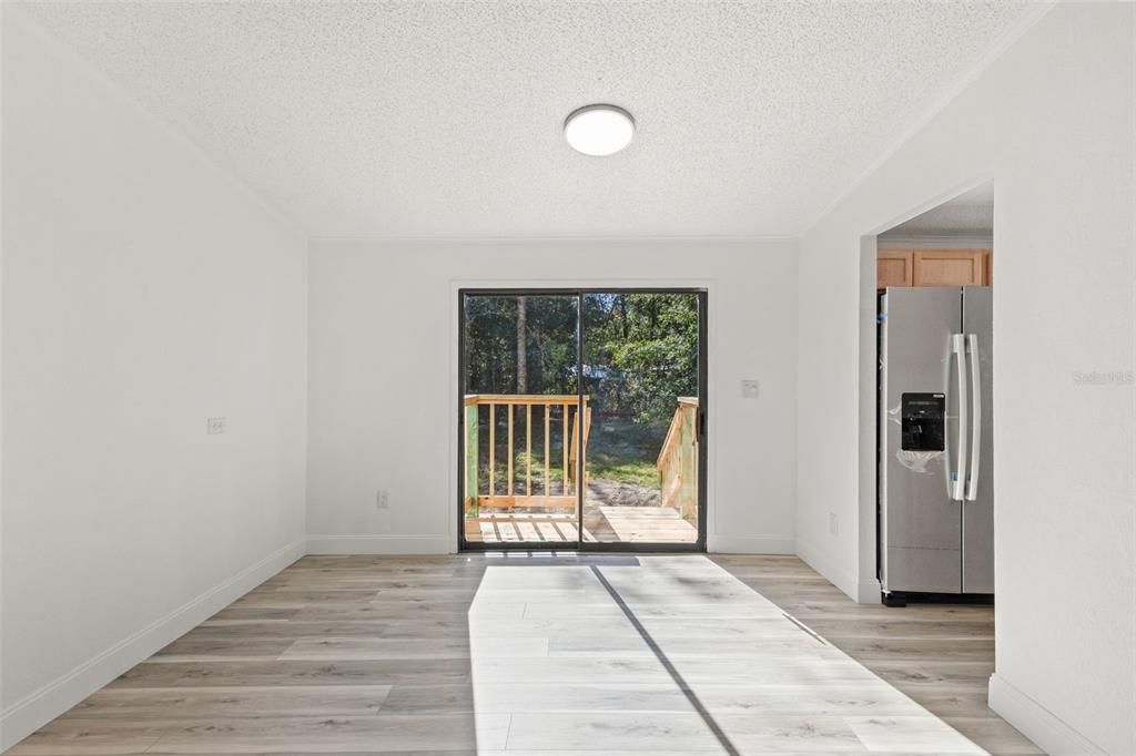 For Sale: $209,900 (2 beds, 2 baths, 1438 Square Feet)