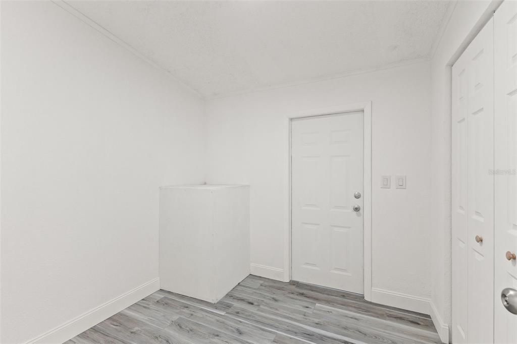 For Sale: $209,900 (2 beds, 2 baths, 1438 Square Feet)