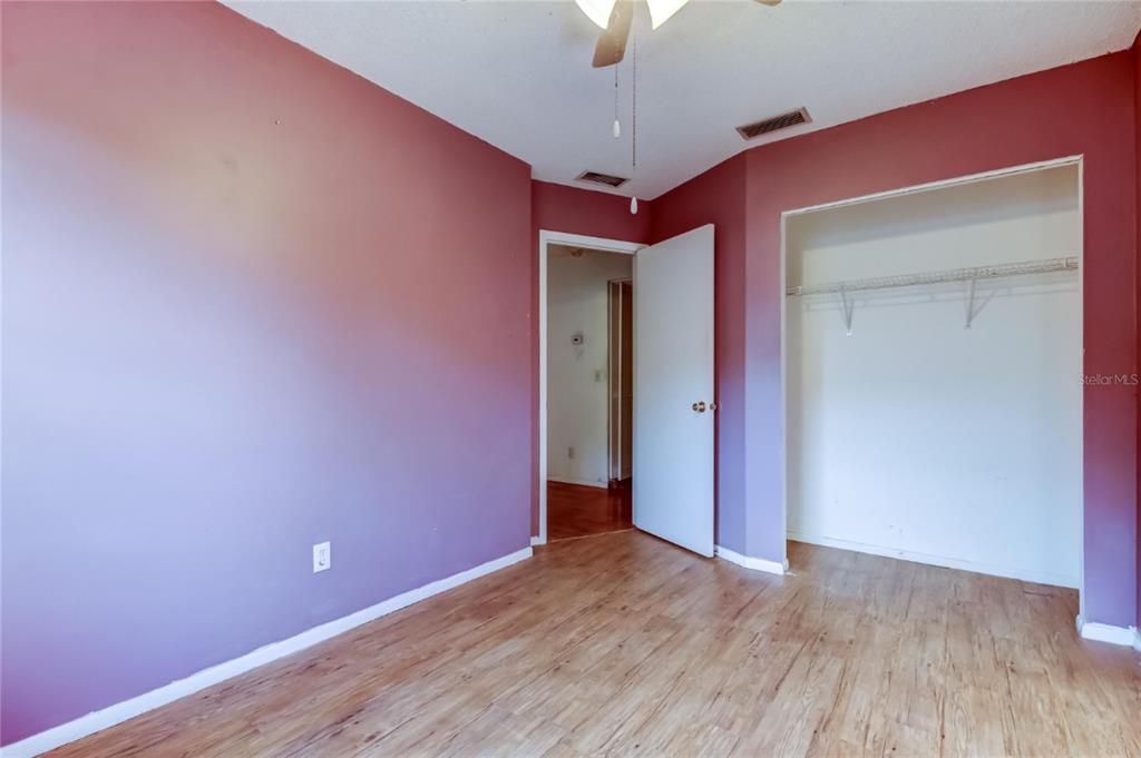 Под контрактом: $279,900 (3 спален, 2 ванн, 1186 Квадратных фут)