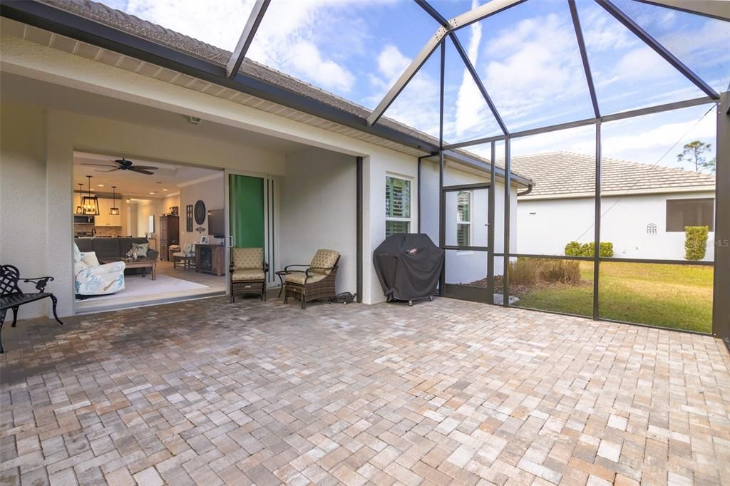 For Sale: $499,000 (3 beds, 2 baths, 1808 Square Feet)