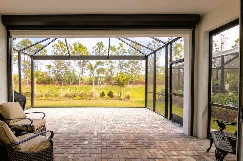 For Sale: $499,000 (3 beds, 2 baths, 1808 Square Feet)